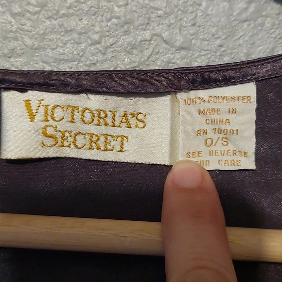 Vintage 90s Y2K Victoria's secret Gold label Metallic Gray Satin Robe O/S - Picture 7 of 8